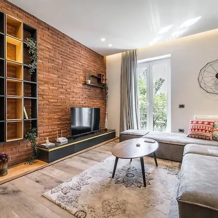 Daire Blloku Deluxe 1br/ap Tiran