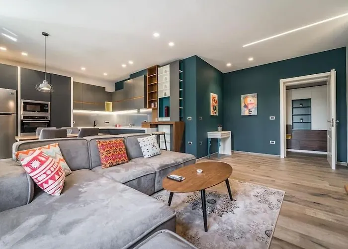 Blloku Deluxe 1br/ap * Tirana