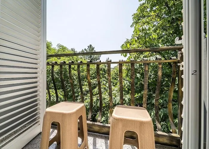 Blloku Deluxe 1br/ap Lägenhet Tirana